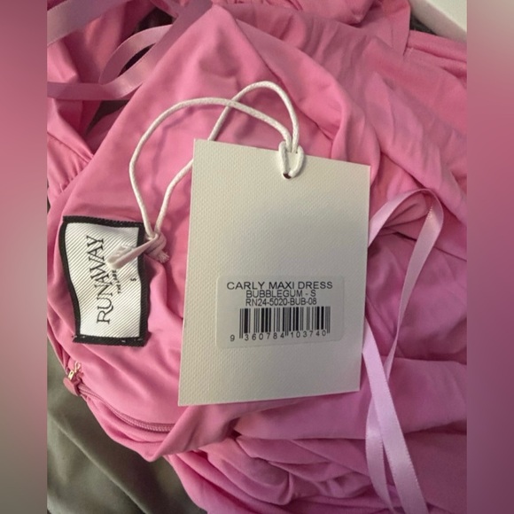 NWT Runaway the Label CARLY MAXI DRESS - BUBBLEGUM size Small - Picture 11 of 13